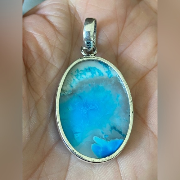Blue Dyed Agate and 925 Sterling Silver Necklace Pendant - Picture 3 of 6